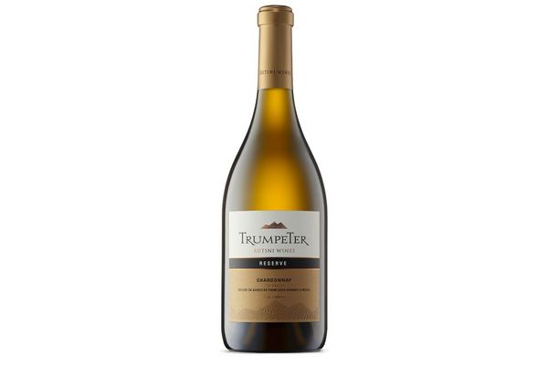 Vino Trumpeter Reserva Chardonnay 750 ml en Itau