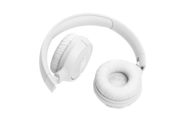 Auriculares JBL Tune 520BT Plegables con Bluetooth 5.3 y Driver de 33mm - Blanco en Itau